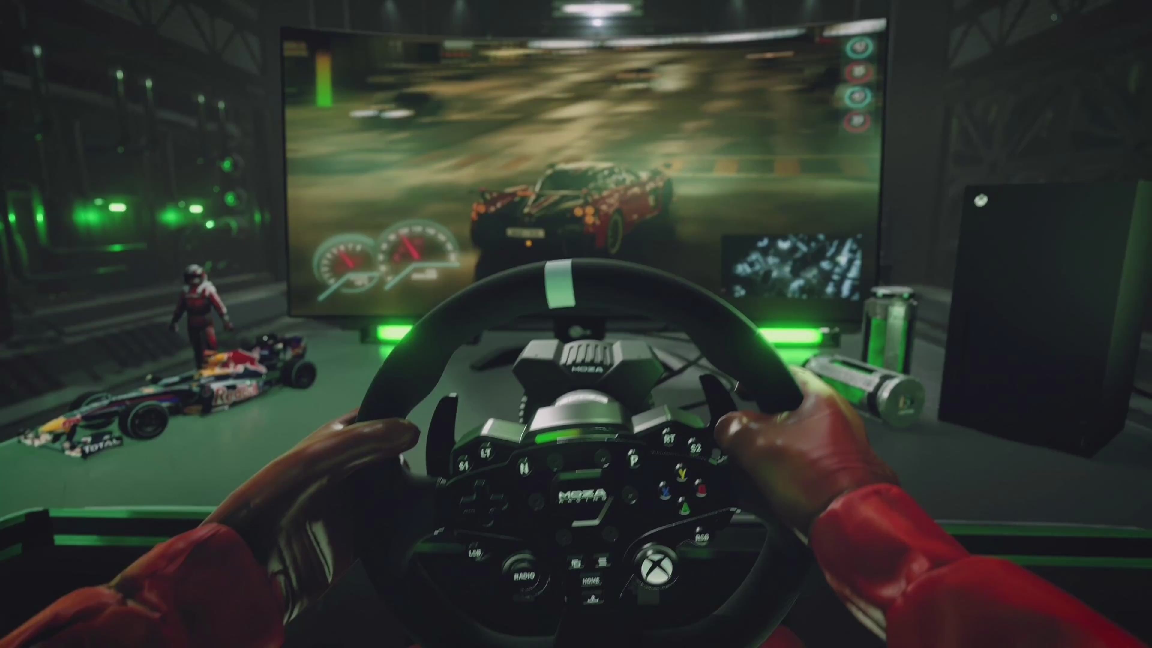 Cargar video: Volante y pedales de carreras MOZA R3 para Xbox y PC